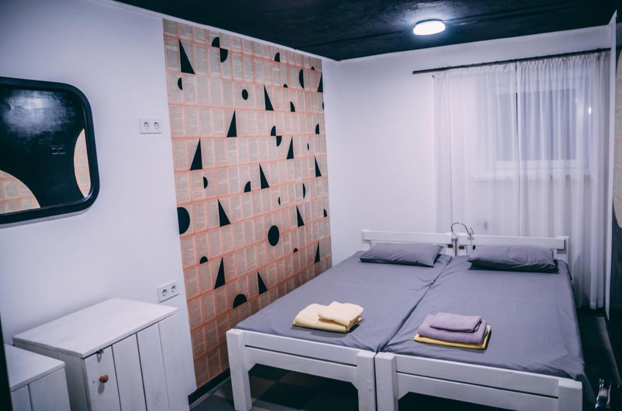 Smart Hostel Одесса Экстерьер фото